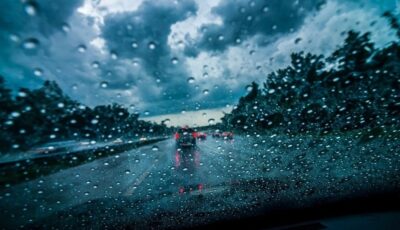 أمطار غير اعتيادية في آب.. زخات رعدية في سماء الأردن