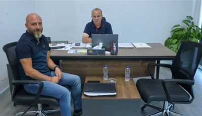 شوقي غريب يجتمع بوائل رياض لمناقشة خطة إعداد منتخب الشباب لتصفيات أمم أفريقيا