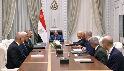 رئيس إيني: تنفيذ برنامج استثماري في مصر يستهدف حفر واستكشاف 230 بئرا