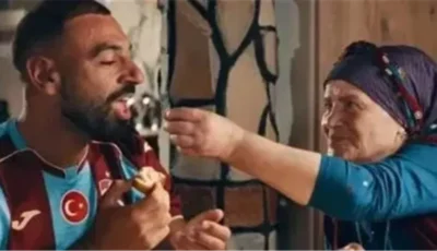 خديجة أكباش بطلة إعلان محمد صلاح: بعتبره ابني الرابع وسأحضر أول لقاء له مع طرابزون