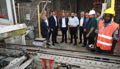 وزير الصناعة يتفقد مجمع “e2 العلمين الصناعي” التابع لمجموعة التنمية الصناعية IDG ويزور مشروع “خزن”