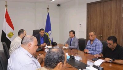 محافظ دمياط للقيادات المحلية الجديدة: التواجد الميداني وخدمة المواطنين أولوية قصوى