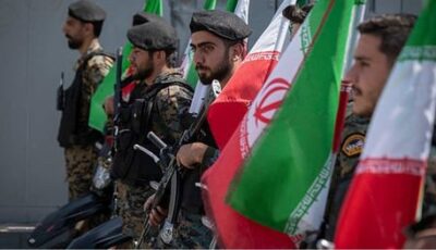 قائد بحرية الحرس الثوري لأمريكا: احتلال الجزر سيحوّلها “مقبرة” لقواتكم