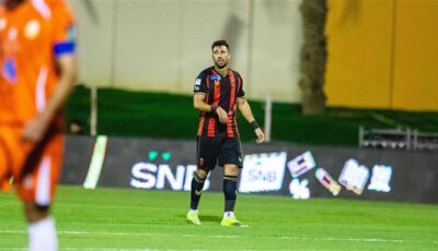 الرياض يتقدم على الزلفى بهدف في الشوط الأول بكأس خادم الحرمين