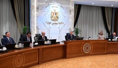 ماذا يحدث للدولار والتضخم؟.. مدبولي يكشف تفاصيل اجتماع الحكومة مع محافظ البنك المركزي