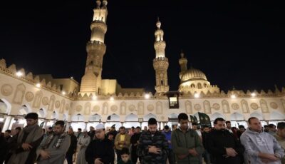 مواقيت الصلاة، موعد أذان العشاء اليوم الجمعة في القاهرة والمحافظات