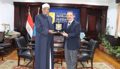 رئيس جامعة الإسكندرية يستقبل أمين عام هيئة كبار علماء الأزهر بختام الأسبوع الدعوي الثاني والعشرين