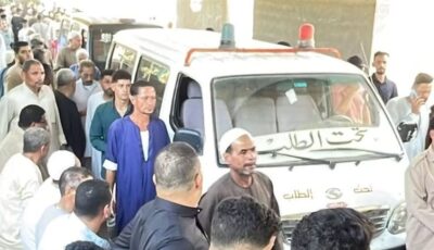 في وداع مهيب، قرية دبركي تودّع 3 من أبنائها ضحايا حادث سيارة العمالة بالمنوفية (صور)