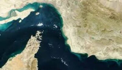 توقف شبه تام لحركة الملاحة في مضيق هرمز