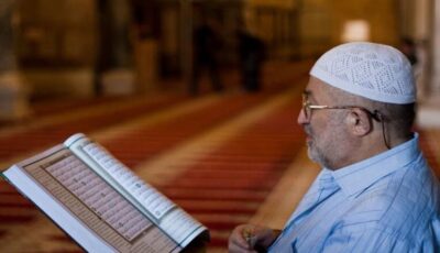 أمين الفتوى يوضح حكم الشرع في قراءة القرآن بالمقامات الصوتية (فيديو)
