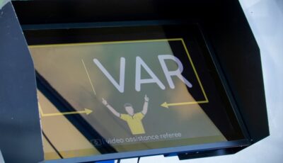 اتحاد الكرة يعلن تطبيق تقنية الـ “VAR” لموسم 2026/2027