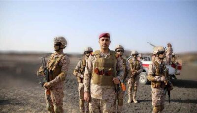 المشهد اليمني – مدير العمليات الحربية يتفقد جبهات مأرب والجوف ويقيّم جاهزية القوات المسلحة