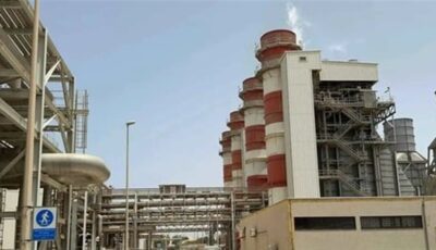انفجار بمحطة كهرباء بمدينة الزاوية غرب ليبيا وخروجها عن الخدمة بعد استهدافها بمسيرة