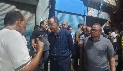 محافظ سوهاج يتفقد موقع انهيار جزئي لمنزل ومصرع طفل أسفل الأنقاض