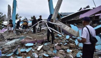 زلزال بقوة 7.7 درجات يضرب سواحل إندونيسيا وتحذير من تسونامي