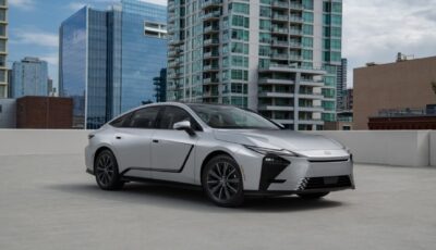 لكزس ES 350h 2027 تصل المملكة بتقنيات متطورة.. صور