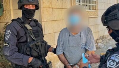 اعتقال إمام مسجد مسن من منطقة الخليل بتهمة التحريض على “إسرائيل”