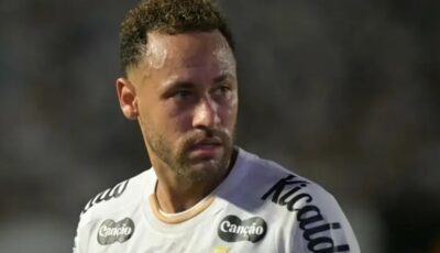بسبب خلاف قديم.. تياجو مينديس يرفض مصافحة نيمار (فيديو)