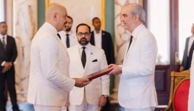 السفير عبيدات يقدم أوراق اعتماده لدى جمهورية الدومينيكان
