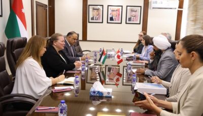 وزير الدولة ساراي يختتم زيارته إلى لبنان والأردن، ويعلن عن تمويل للمساعدات الدولية