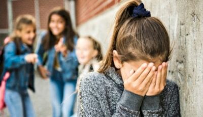 الأزهر: التنمر والسخرية من الآخرين محرمان.. والهزار له ضوابط
