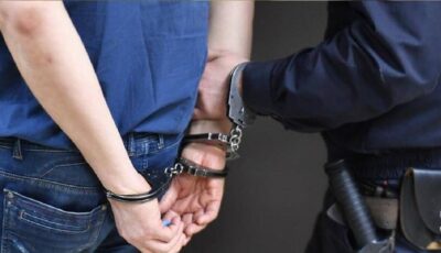 زوجة تبلغ الشرطة عن زوجها لحيازته أسلحة
