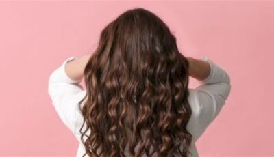 اصنعى بنفسك تونر طبيعي لتنعيم وتكثيف الشعر