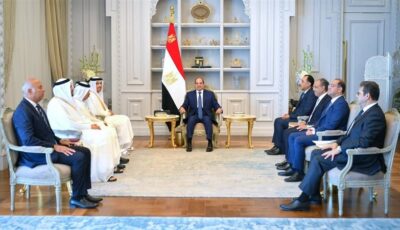 السيسي ورئيس وزراء قطر يبحثان البناء على مخرجات اللجنة العليا “المصرية القطرية” (صور)