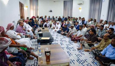 المشهد اليمني – الخنبشي يلتقي وفداً من رئاسة حلف قبائل حضرموت ويؤكد أهمية توحيد الصف لخدمة أبناء المحافظة