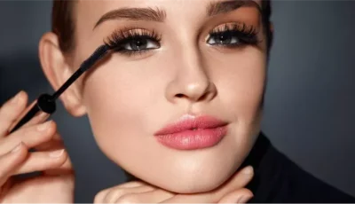 تفسير حلم وضع الكحل في المنام وعلاقته بالتخلص من الأعباء والمشكلات
