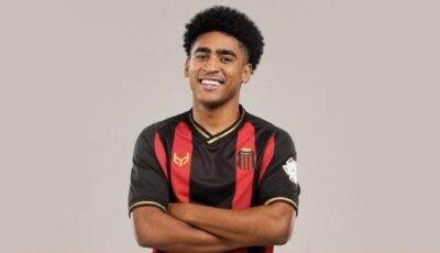 الرياض يضم حسام مجرشي