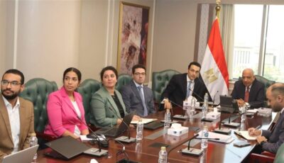 تستهدف إضافة 7100 ميجاوات، الكهرباء تستعد لافتتاحات مشروعات جديدة مع شركة سكاتك النرويجية