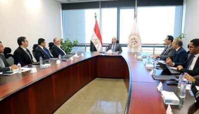 وزير الاستثمار يبحث آخر تطورات مشروع برج فوربس الدولي