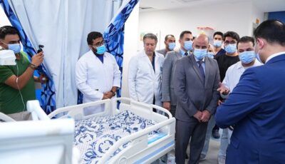 وزير العمل يتفقد المصابين في حادث الإسماعيلية ويطمئن على حالتهم الصحية