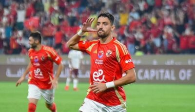 طاهر محمد طاهر: مواجهة برشلونة احتفالية وموسم الأهلي الماضي لم يكن جيدا
