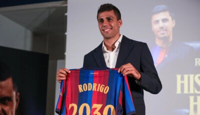 سرق هيبة الريال.. لماذا يعتبر انضمام رودري إعلانًا لعهد جديد في برشلونة؟