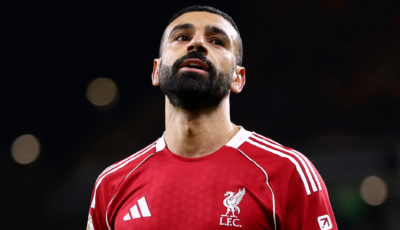وسط منافسة شرسة من الهلال .. ليفربول يفتح خط مفاوضات مع إسماعيلا سار لتعويض محمد صلاح