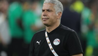 بيان رسمي.. الاتحاد المصري يكشف تفاصيل حوار محمد معروف ووائل جمعة بمباراة الأهلي وزد