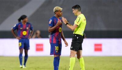 “دون المستوى ومنحاز للملكي”.. الكشف عن حكم مباراة ريال مدريد وسوسيداد