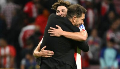 مقابلة ألفاريز وسيميوني.. ماذا حدث في مران أتلتيكو مدريد؟