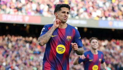 إنزاجي استبعده والهلال أعطاه رقمًا .. غموض بخصوص انتقال كانسيلو إلى برشلونة