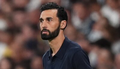 بعد ثنائي الريال.. أربيلوا ينصب شباكه حول لاعب برشلونة