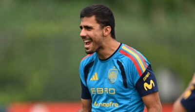 برشلونة يسابق الزمن.. هل يحسم صفقة رودري في الموعد المحدد؟