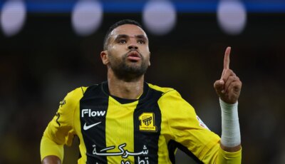 يوسف النصيري يهاجم حكم مباراة الاتحاد والخلود