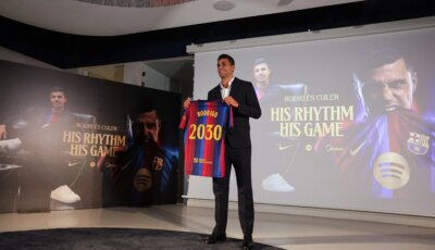رودري يستفيد من رحيل فيران توريس عن برشلونة