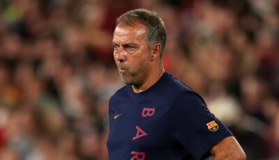 “علينا التحدث مع ديكو”.. فليك يقرع جرس الإنذار في برشلونة رغم خماسية إلتشي!