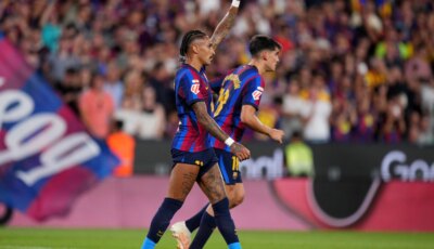 بالفيديو.. حكم برشلونة وبيلباو يبدي إعجابه بشارب رافينيا!