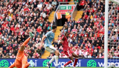 بالفيديو: ليفربول يتعثر مجددًا في البريميرليج