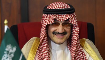الفراج يعلنها: الوليد بن طلال يقترب من قرار تاريخي في الهلال