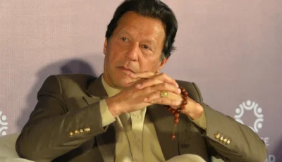 باكستان… أمر بنقل عمران خان من السجن إلى المستشفى